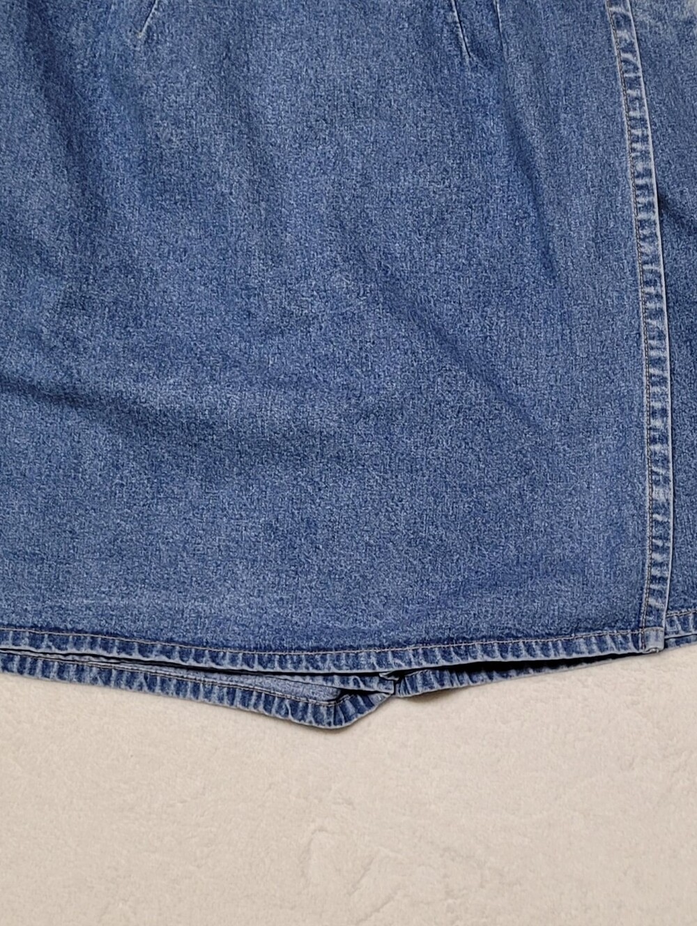 Willow Ridge Vintage 90s Mid-Wash Stone Wash High Waisted Denim Short Wrap Short - Picture 5 of 11